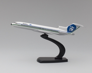 Image: model airplane: Alaska Airlines, Boeing 727