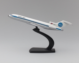 Image: model airplane: Pan American World Airways, Boeing 727-200