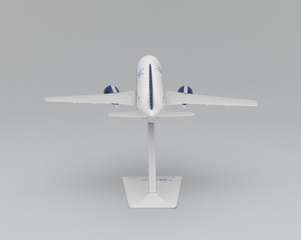 Image: model airplane: United Airlines, Boeing 737-300