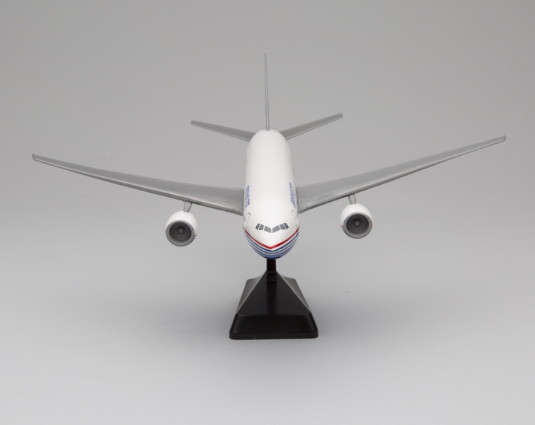 Image: model airplane: Boeing 777