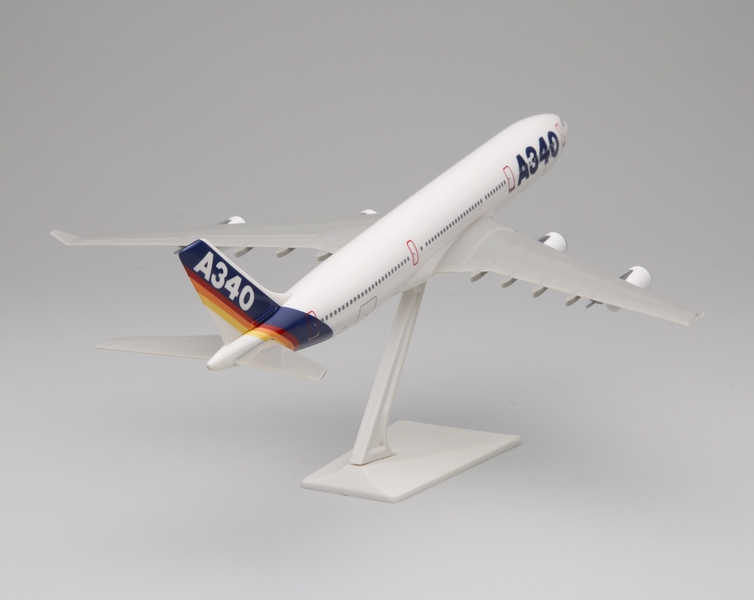Image: model airplane: Airbus A340 (Project TA11)