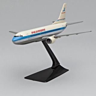 Image #2: model airplane: Piedmont Airlines, Boeing 737-300
