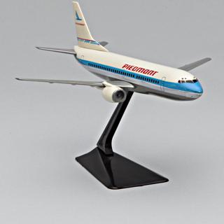 Image #5: model airplane: Piedmont Airlines, Boeing 737-300