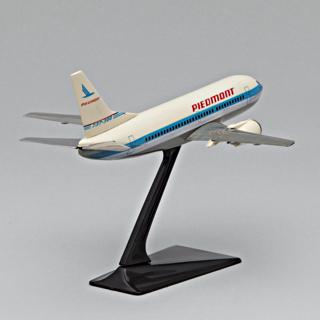 Image #6: model airplane: Piedmont Airlines, Boeing 737-300