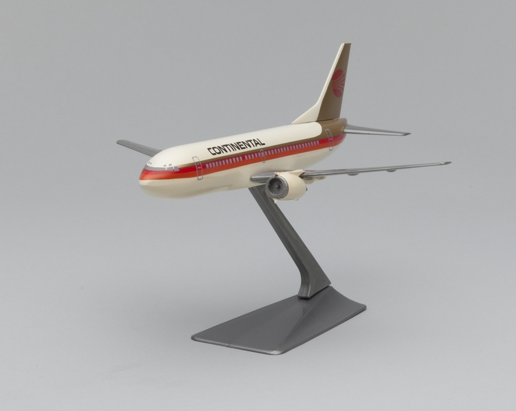 Image: model airplane: Continental Airlines, Boeing 737