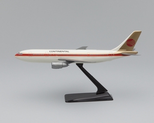 Image: model airplane: Continental Airlines, Airbus A310