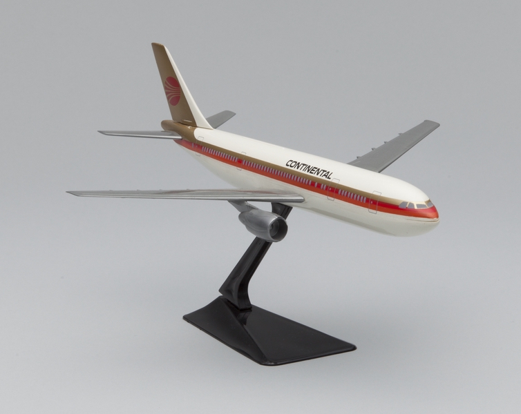 Image: model airplane: Continental Airlines, Airbus A310