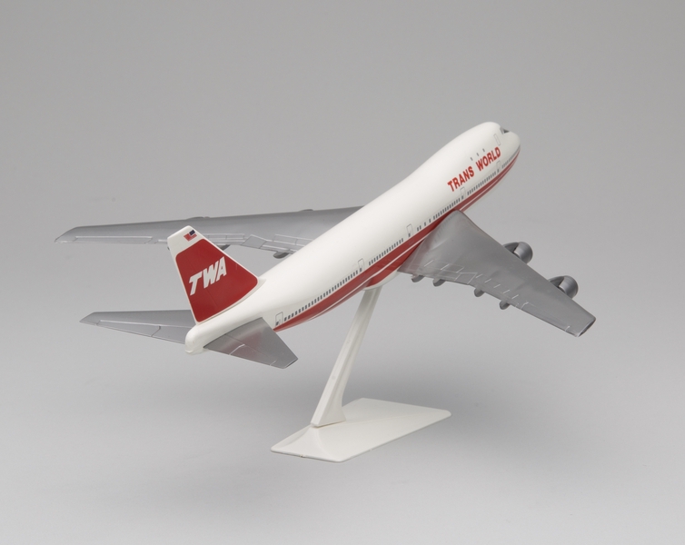 Image: model airplane: TWA (Trans World Airlines), Boeing 747-200