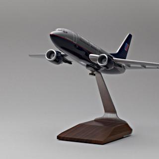 Image #2: model airplane: United Airlines, Boeing 737-500