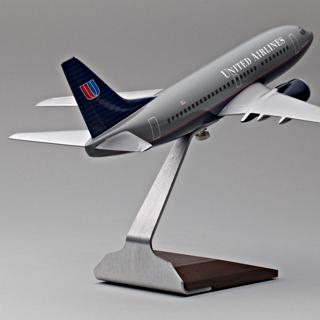 Image #6: model airplane: United Airlines, Boeing 737-500