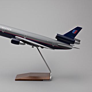 Image #1: model airplane: United Airlines, McDonnell Douglas DC-10