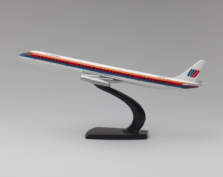 Image: model airplane: United Airlines, Douglas DC-8-61