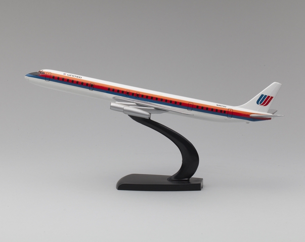 Model airplane: United Airlines, Douglas DC-8-61