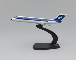 Image: model airplane: Southern Airlines, Douglas DC-9-10