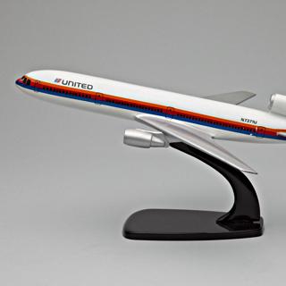 Image #1: model airplane: United Airlines, McDonnell Douglas DC-10-10