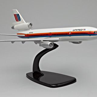 Image #6: model airplane: United Airlines, McDonnell Douglas DC-10-10
