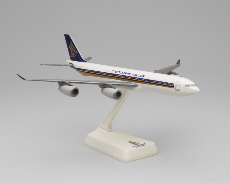 Image: model airplane: Singapore Airlines, Airbus A340