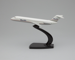Image: model airplane: Republic Airlines, Douglas DC-9