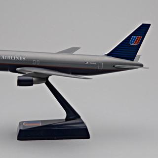 Image #1: model airplane: United Airlines, Boeing 767