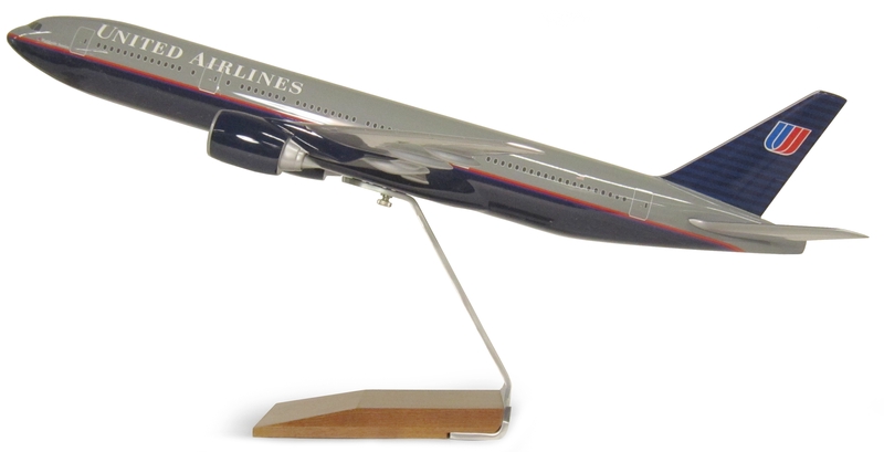 Image: model airplane: United Airlines, Boeing 777-200