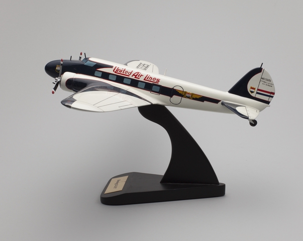 Model airplane: United Air Lines, Boeing 247