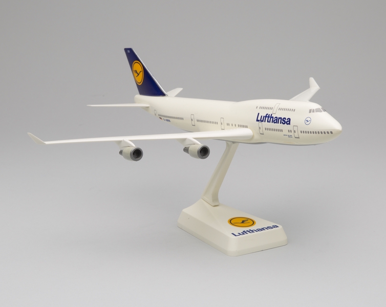 Image: model airplane: Lufthansa German Airlines, Boeing 747-400