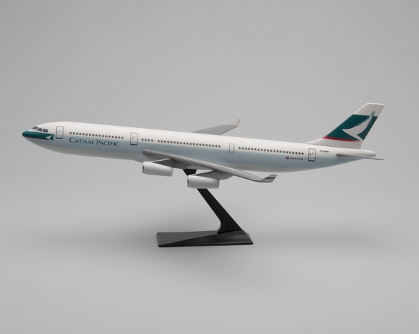 Model airplane: Cathay Pacific Airways, Airbus A340-200
