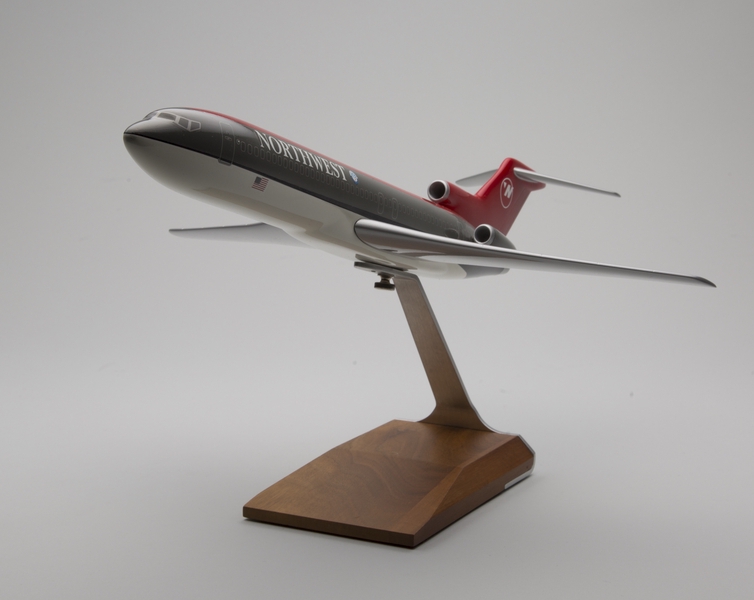 Image: model airplane: Northwest Airlines, Boeing 727