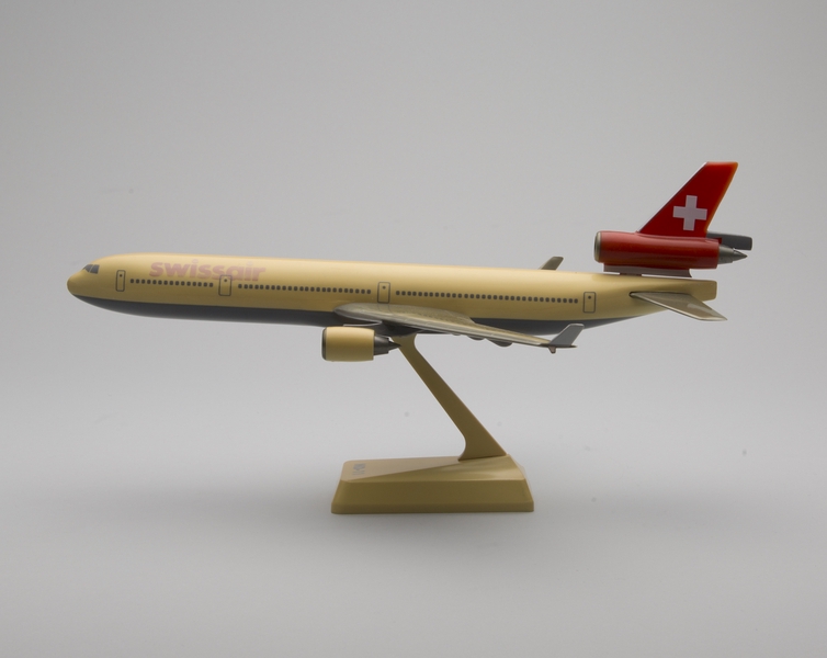 Image: model airplane: Swissair, McDonnell Douglas MD-11