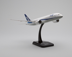 Image: model airplane: ANA (All Nippon Airways), Boeing 787-8