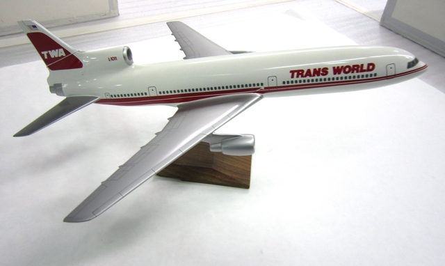 Model airplane: TWA (Trans World Airlines), Lockheed L-1011 TriStar