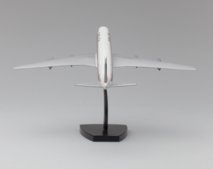 Image: model airplane: Delta Air Lines, Douglas DC-8