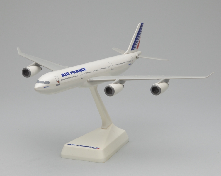 Image: model airplane: Air France, Airbus A340-300