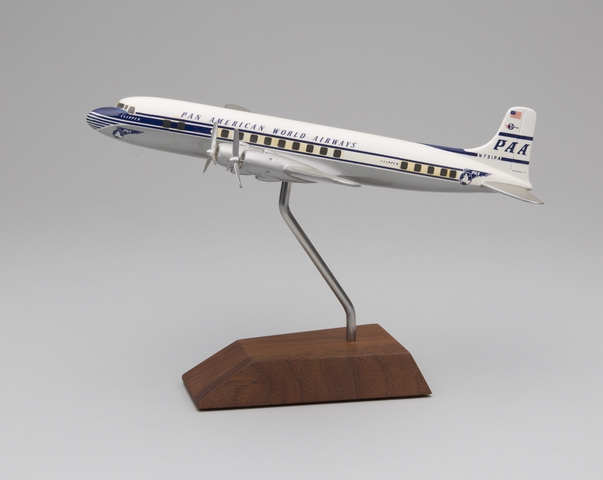 Model airplane: Pan American World Airways, Douglas DC-7B