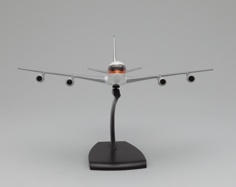 Image: model airplane: Continental Airlines, Boeing 707