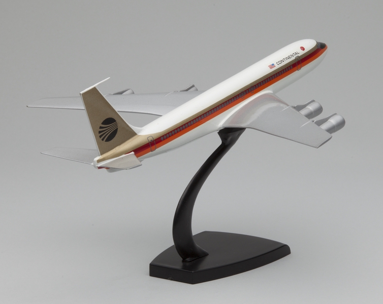 Image: model airplane: Continental Airlines, Boeing 707