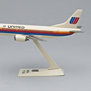 Image #1: model airplane: United Airlines, Boeing 737-300