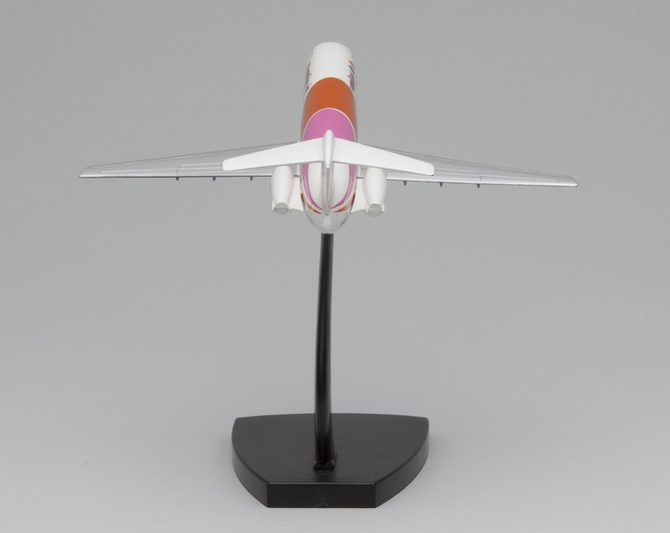 Image: model airplane: Hawaiian Airlines, Douglas DC-9