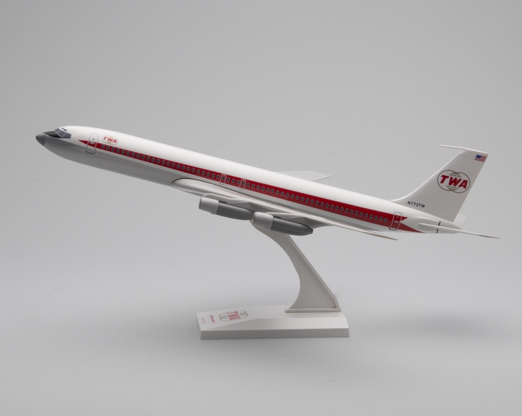 Image: model airplane: TWA (Trans World Airlines), Boeing 707