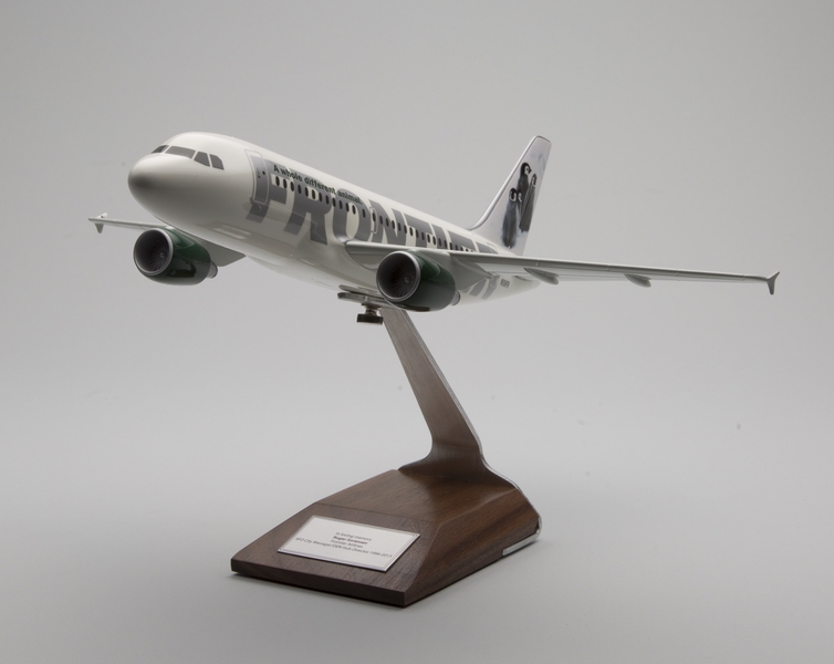 Image: model airplane: Frontier Airlines, Airbus A319