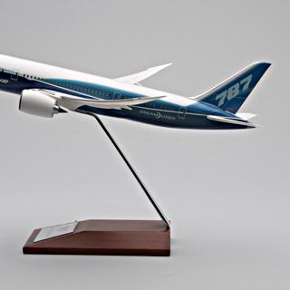 Image #2: model airplane: Boeing 787 Dreamliner