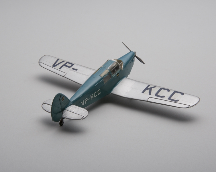 Image: model airplane: Percival Vega Gull The Messenger