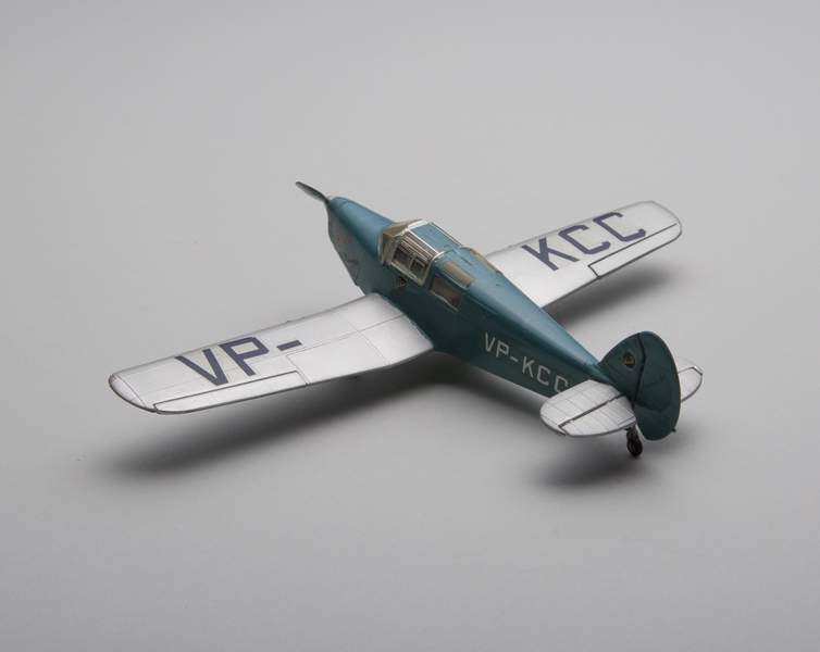 Image: model airplane: Percival Vega Gull The Messenger