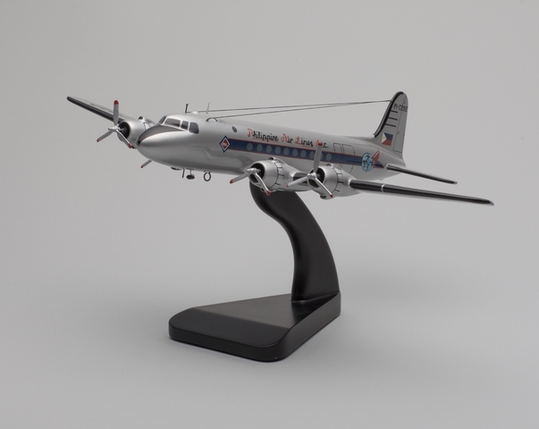 Model airplane: Philippine Air Lines, Douglas DC-6
