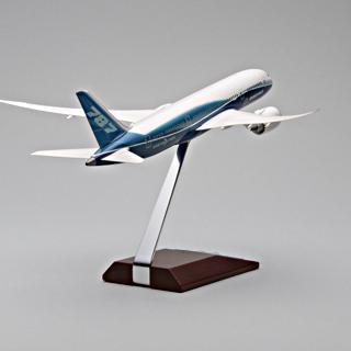 Image #6: model airplane: Boeing 787 Dreamliner