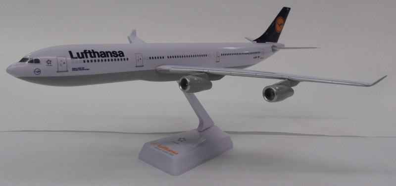 Image: model airplane: Lufthansa German Airlines, Airbus A340-300