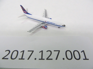 Image: miniature model airplane: Aeroflot Russian Airlines, Boeing 737-400