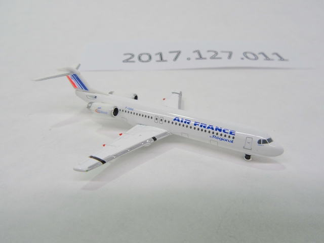 Miniature model airplane: Air France, Fokker F.100