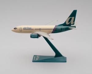 Image: model airplane: AirTran Airways, Boeing 737-700