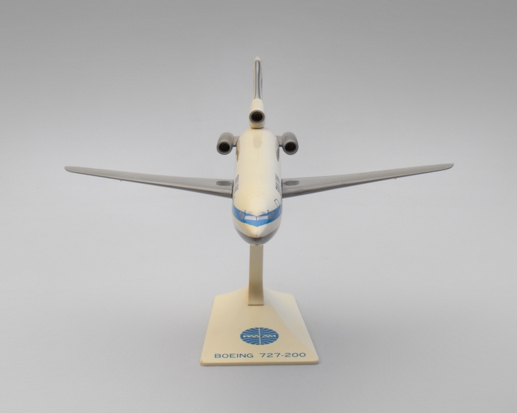 Image: model airplane: Pan American World Airways, Boeing 727-200 Clipper Racer